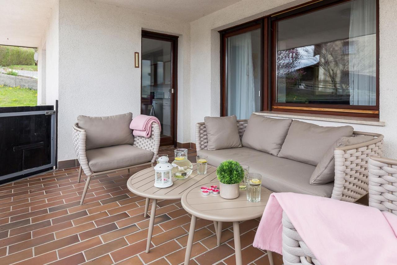 Apartment Valy - Free Bikes, Relaxing Terrace & Near Bled Esterno foto