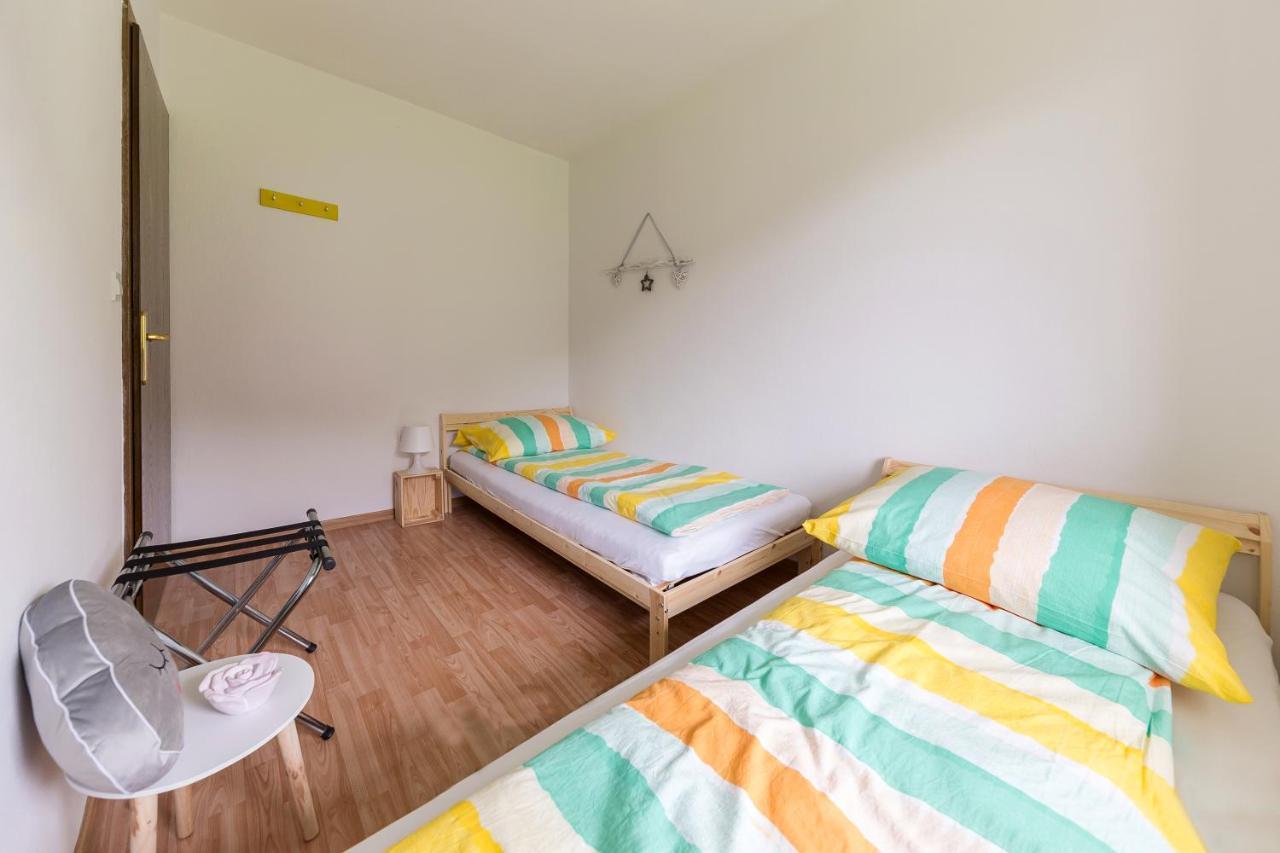 Apartment Valy - Free Bikes, Relaxing Terrace & Near Bled Esterno foto