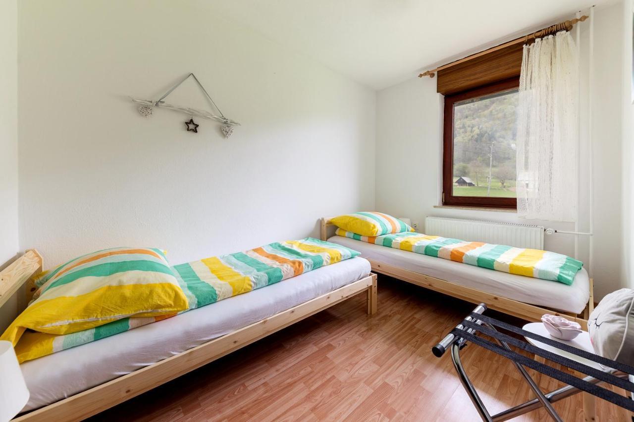 Apartment Valy - Free Bikes, Relaxing Terrace & Near Bled Esterno foto